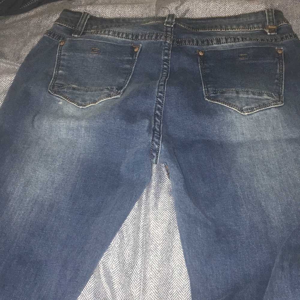 Bluejeans - Picture 4 of 8